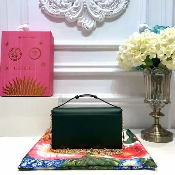 Hyper Peter bag Gucci small leather Zumi smooth shoulder 0610